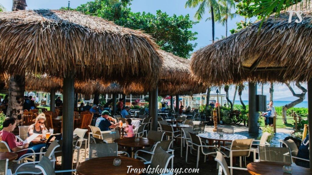 top-sights-and-landmarks-along-kaanapali-beach-walk