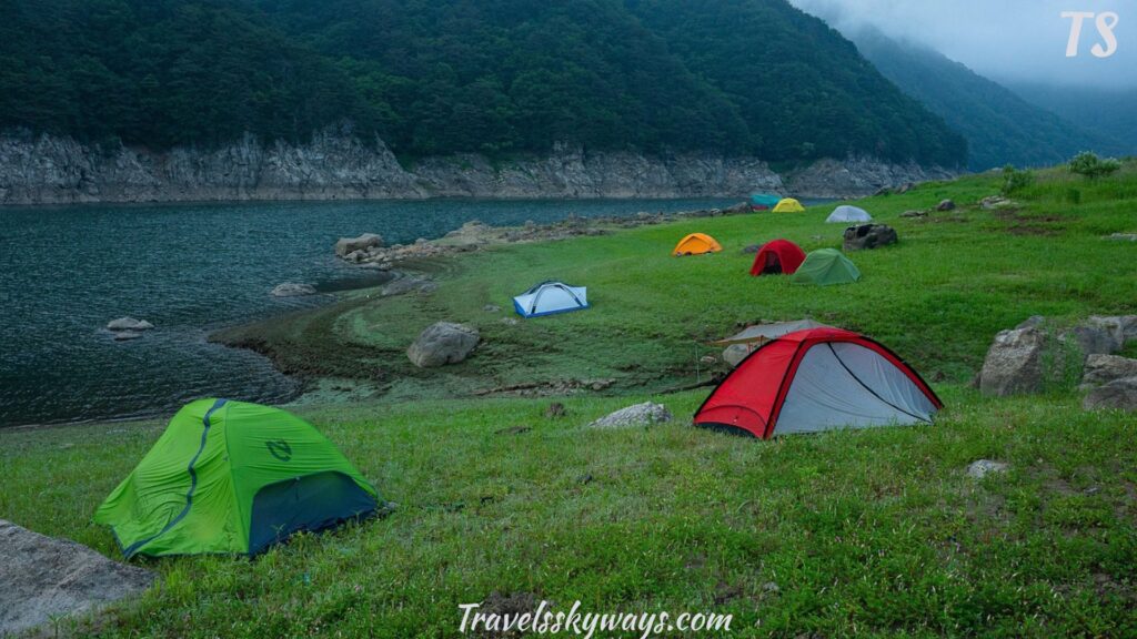 camping-near-chandratal-lake