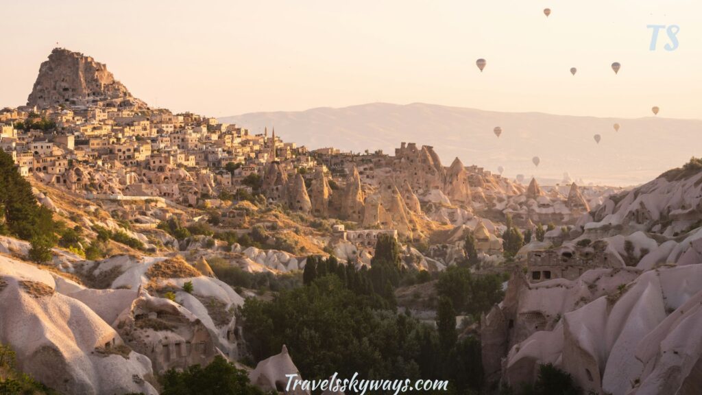 cappadocia-ballooning-and-cave-stays