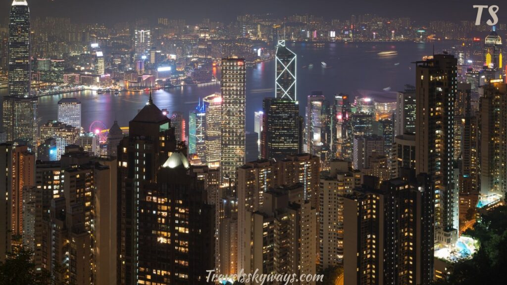 explore-skyline-views-and-street-eats-in-hong-kong