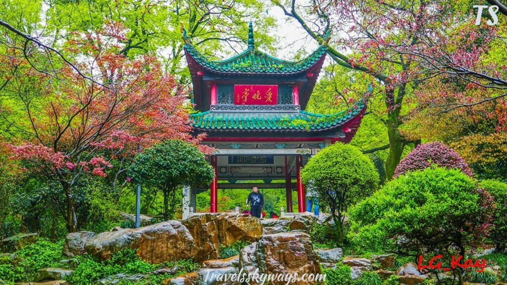 mount-yuelu-changsha-urban-nature-and-cultural-heritage
