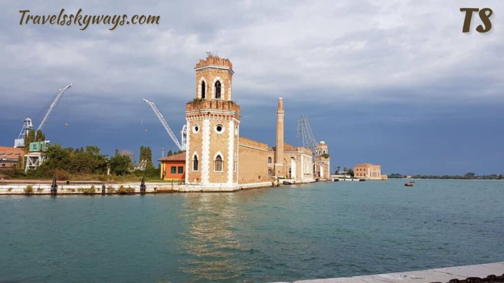 discover-the-haunting-charm-of-the-arsenale-at-twilight