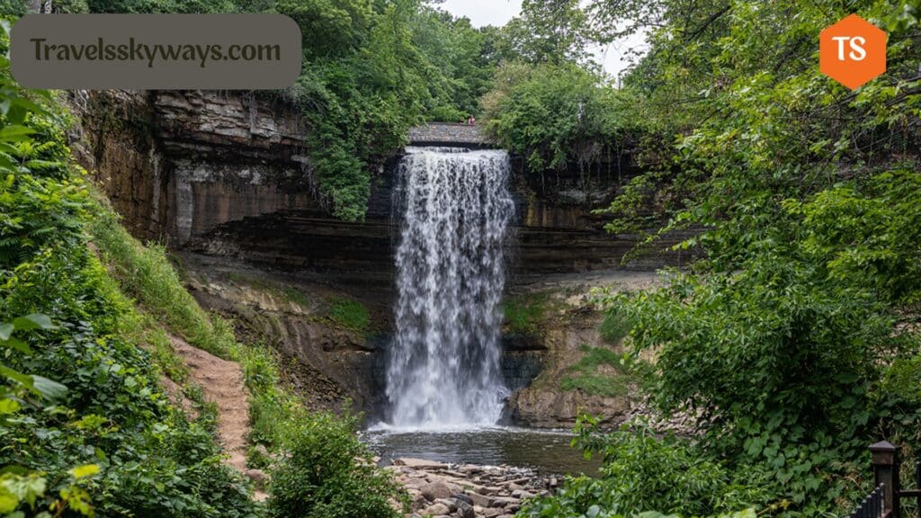 minnehaha_falls_mn