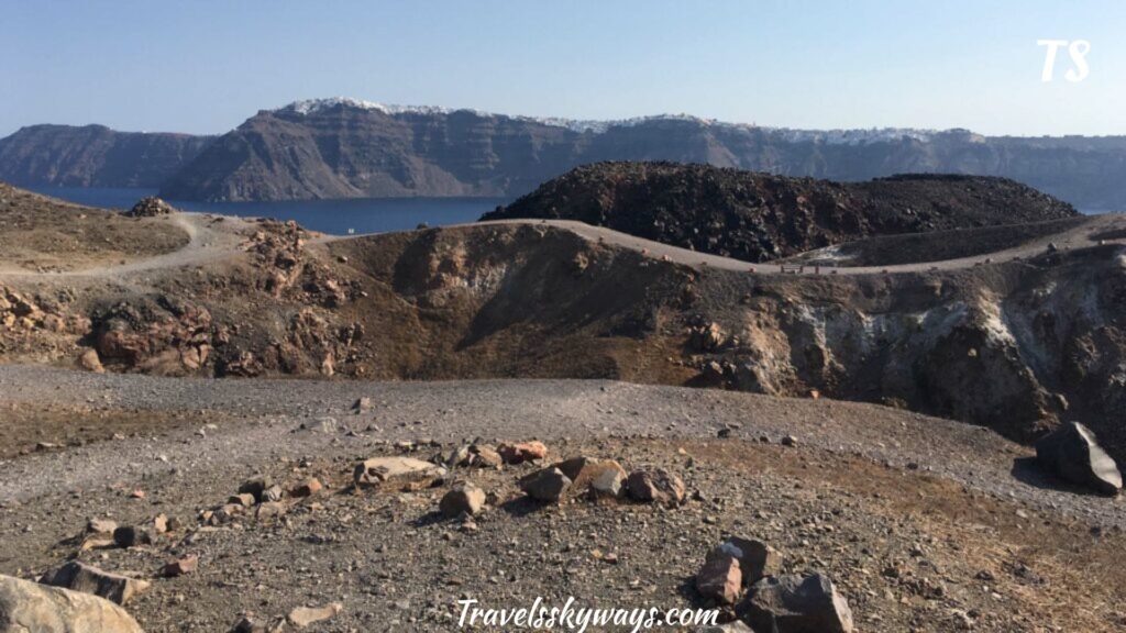 nea-kameni-volcano-hot-springs-tour