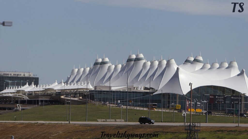 denver-airport-your-launchpad-to-skiing-in-colorado
