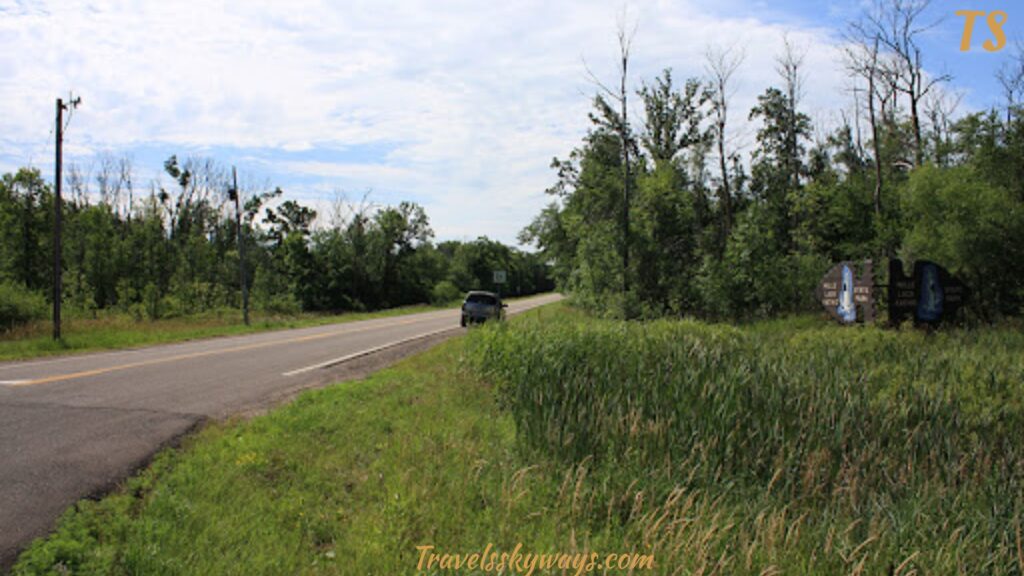 hike-at-mille-lacs-kathio-state-park