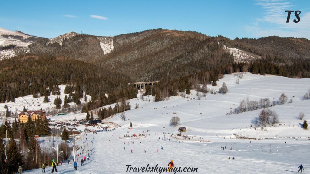 vail-ski-resort-skiing-meets-scenic-luxury